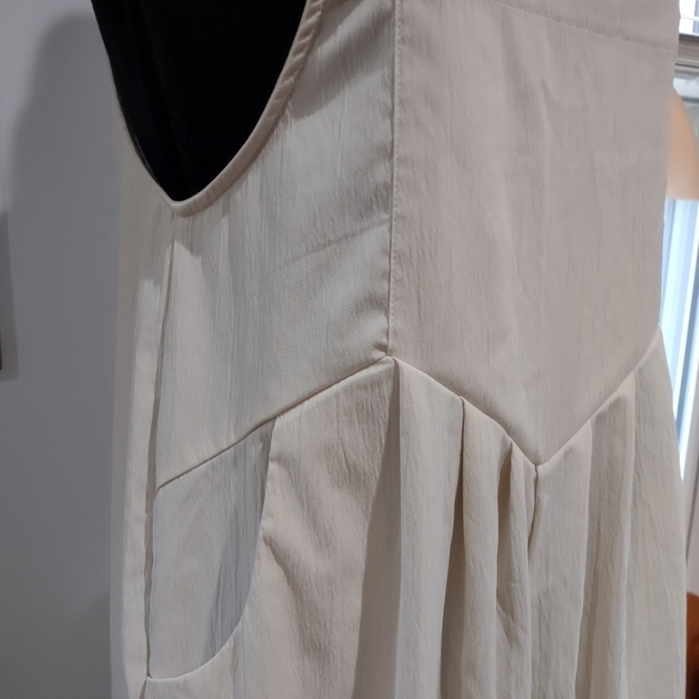 Elegant Cream Jumpsuit NWOT - Picture 11 of 12